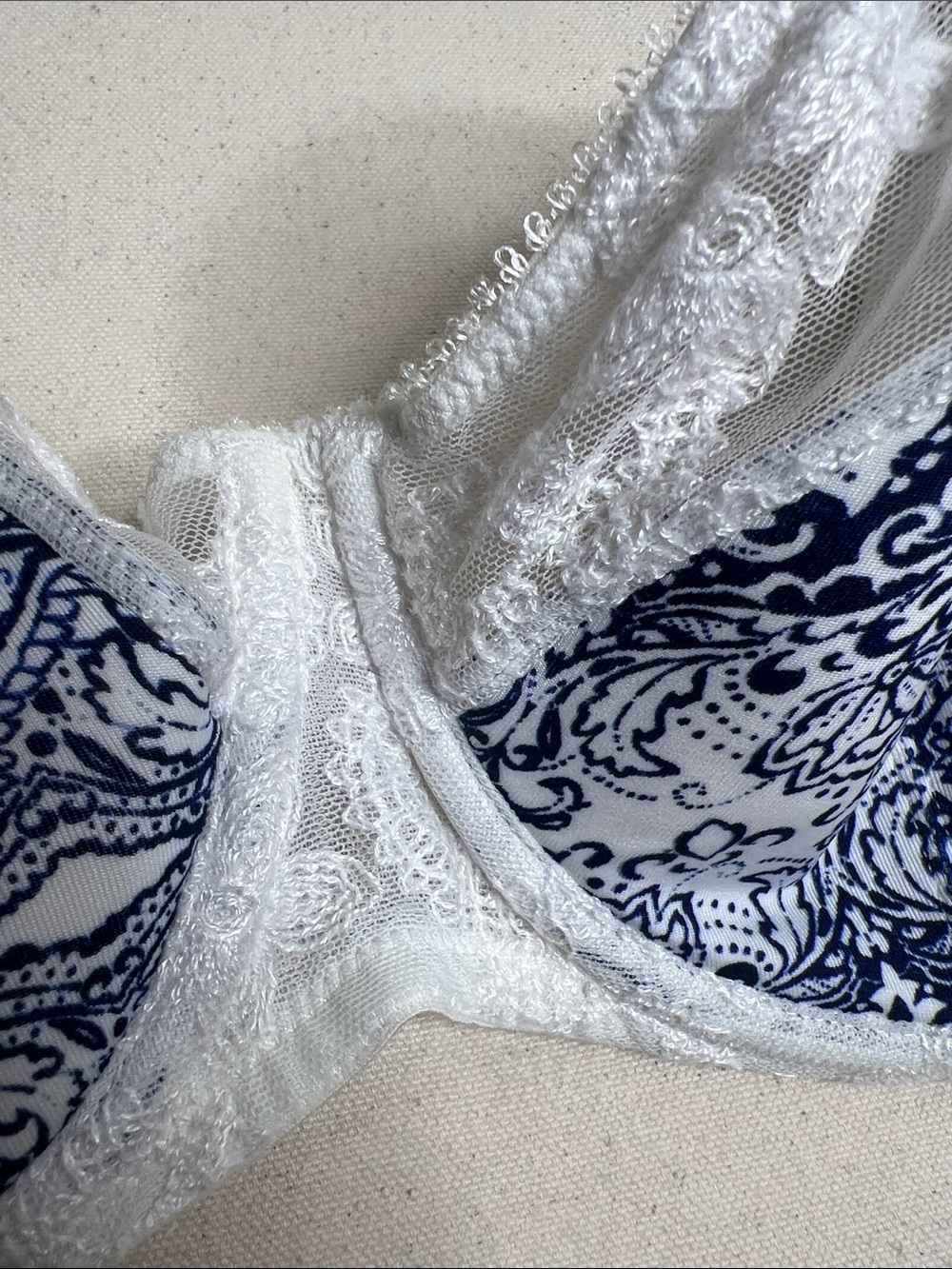 Cacique Navy Paisley Underwire Bra with White Lace Trim - Picture 2 of 6